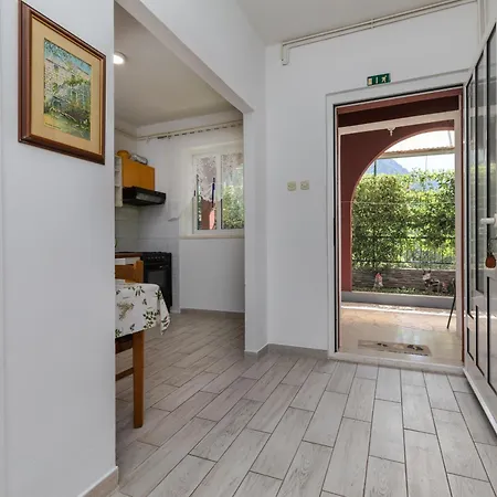 By The Sea Brist, Makarska - 22463 Apartment *